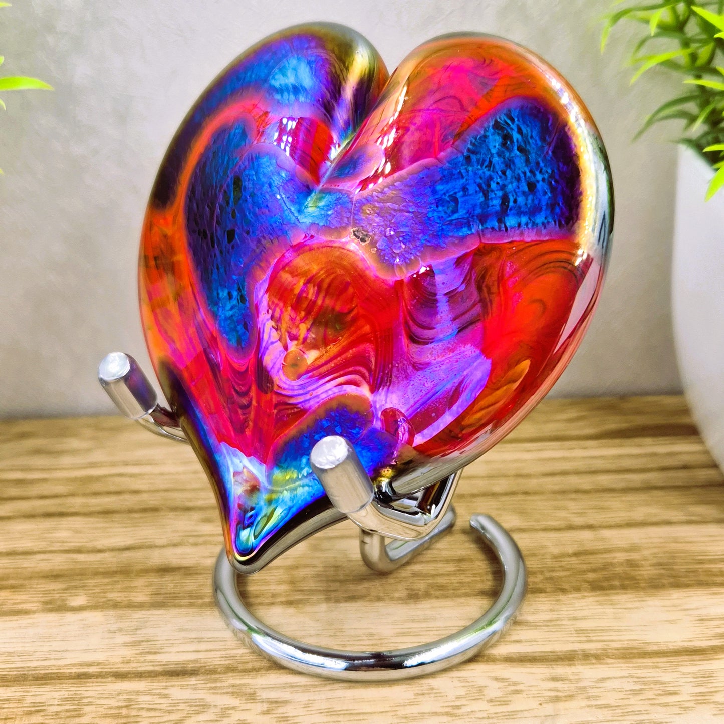 Iridescnt art glass heart ornament