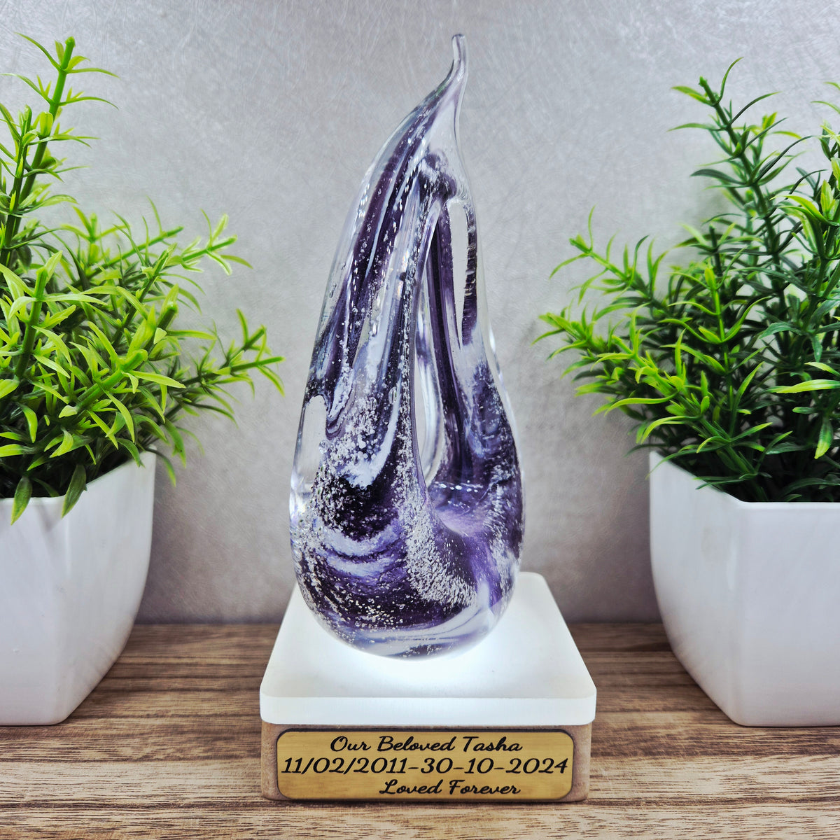 Ashes in glass teardrop sculpture