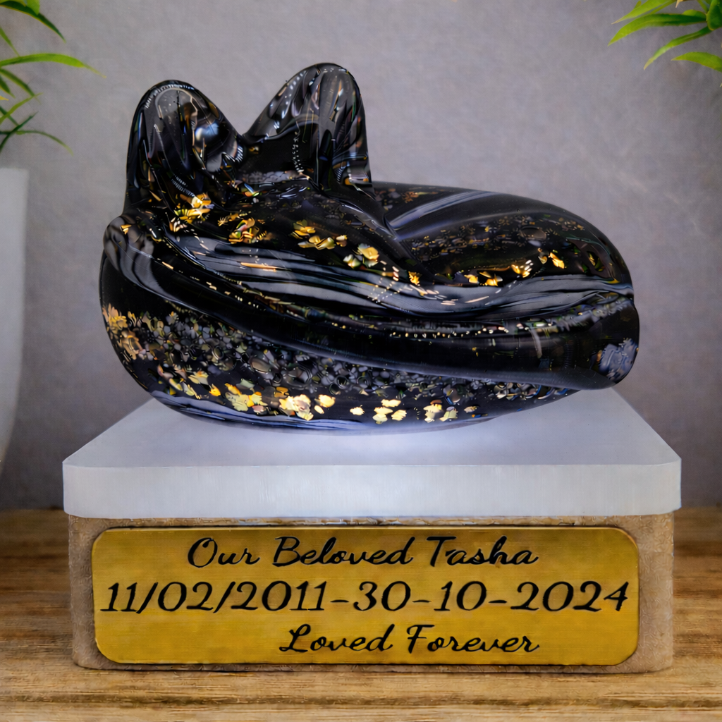 Ashes in glass memorial large cat