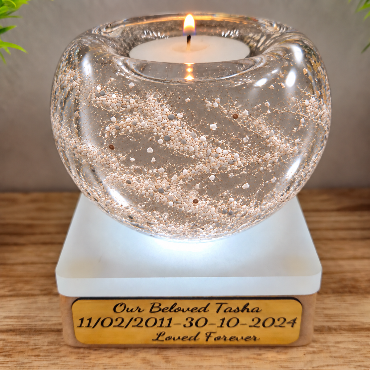 Ashes in Clear Glass Memorial Collection
