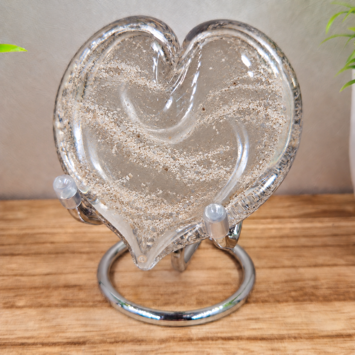 Ashes in Clear Glass Memorial Collection