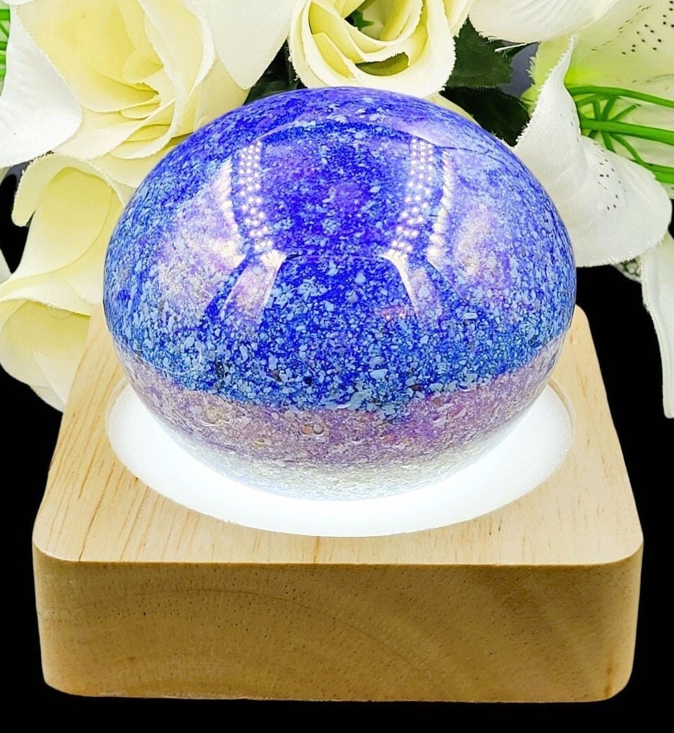 memorial ashes in glass remembrance gift paperweight neo art glass kris heaton